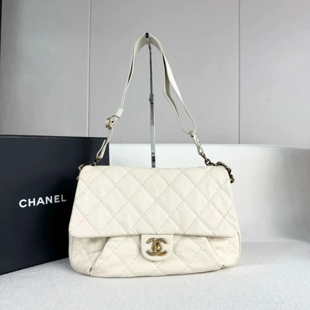 Chanel Women Pre-Loved Bag Very Good Condition